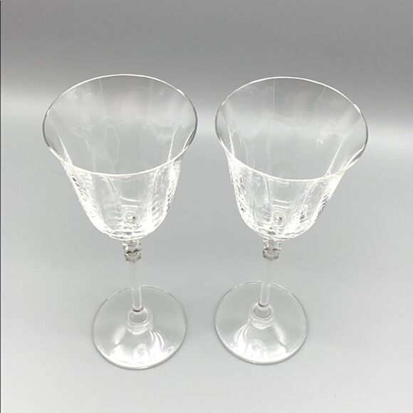 Set of Two Mikasa Sonnet Cryslal Wine glasses - Picture 1 of 8
